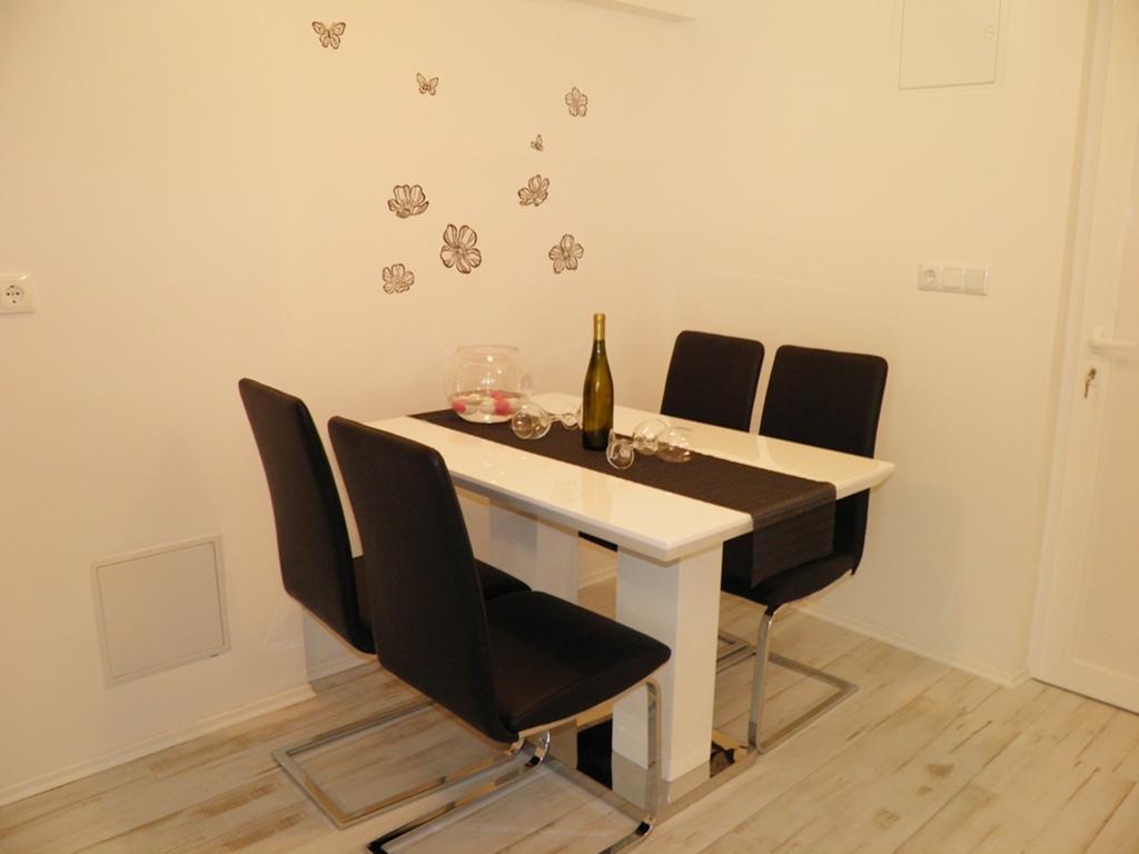 Apartment Leptir Podstrana Zimmer foto